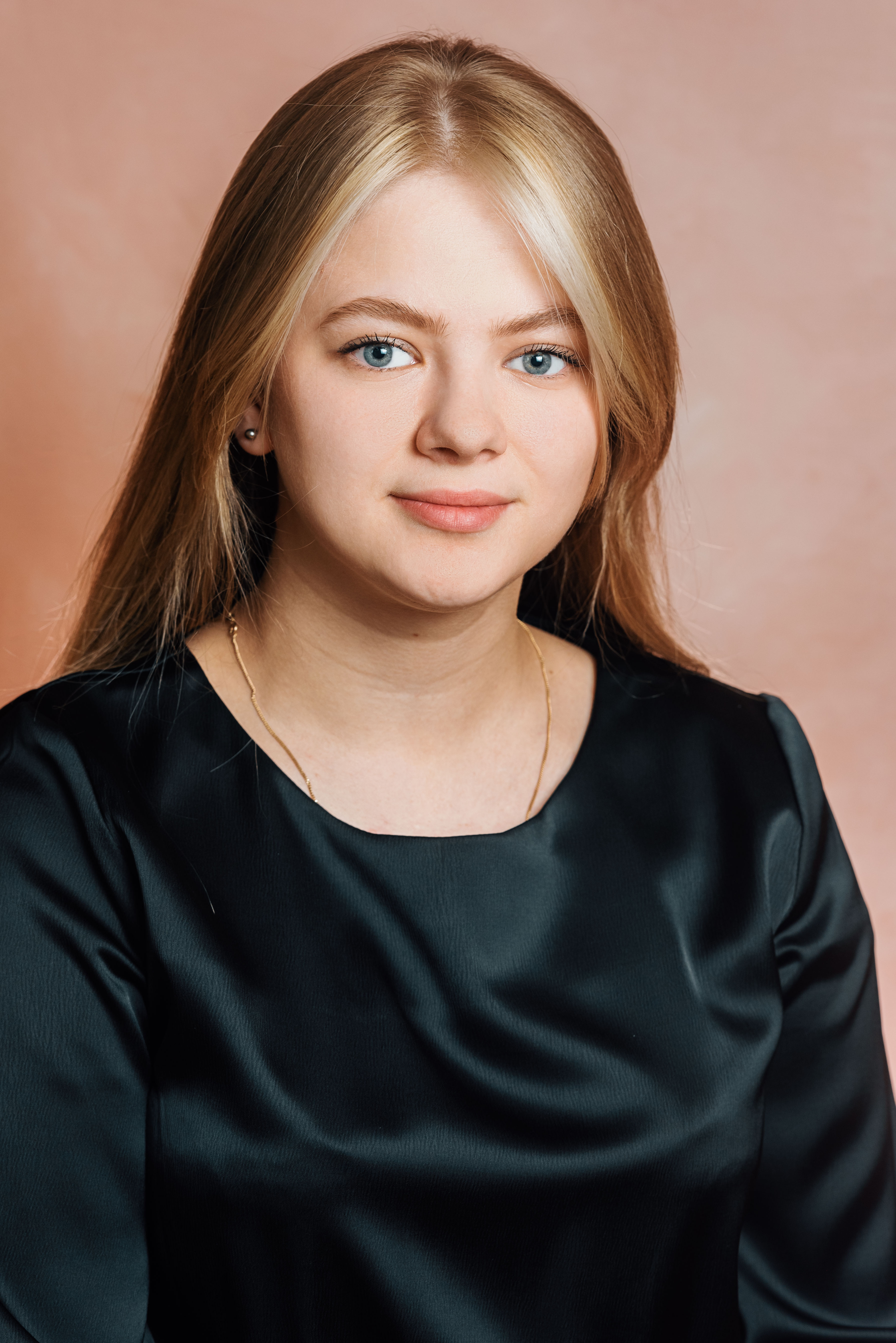 Новикова Марина Новикова.